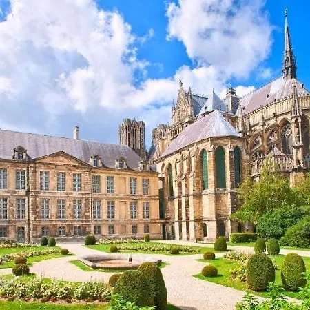 Grand T3 70m2 ,cosy Confort ,2 Apartment Reims